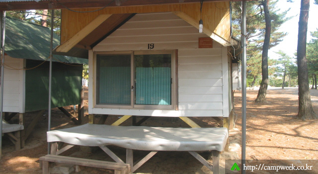 양양 솔밭 가족캠프촌(카라반)