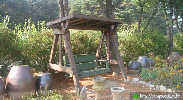 양양 솔밭 가족캠프촌(카라반)