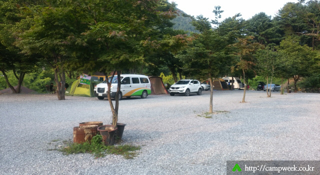 늘푸른쉼터 오토캠프장