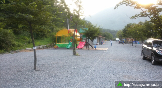 늘푸른쉼터 오토캠프장