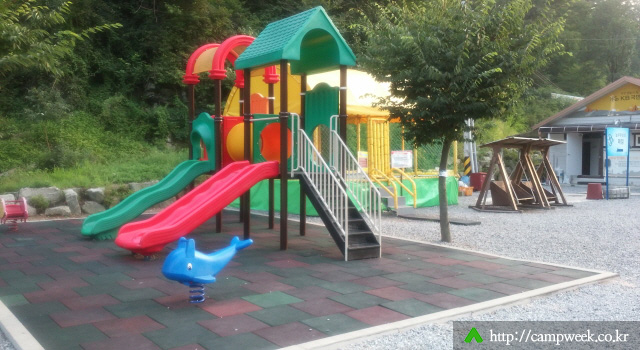 늘푸른쉼터 오토캠프장